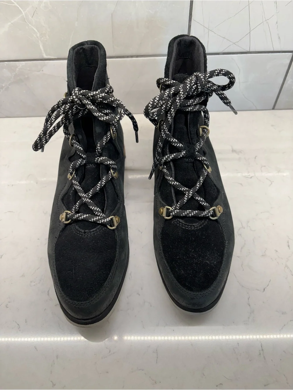 SOREL Sneakchic Alpine NL2775-010 Black Winter Waterproof Boot Women Size 10